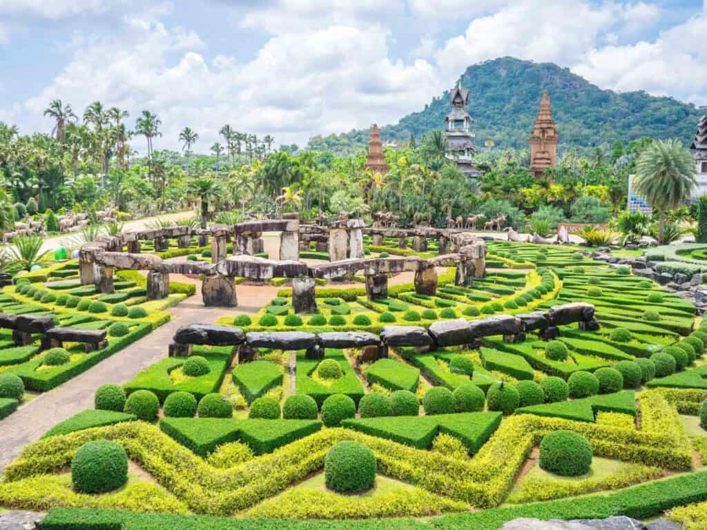 Nong Nooch Tropical Garden, Chonburi Thai Holidays