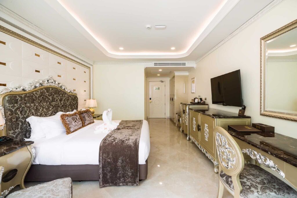 LK Emerald Beach, Pattaya, Chon Buri